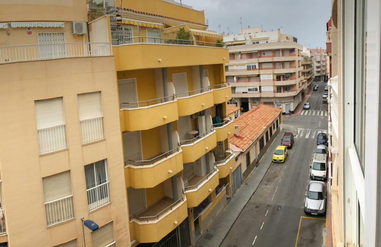 Hda Apartment Torrevieja Dış mekan fotoğraf